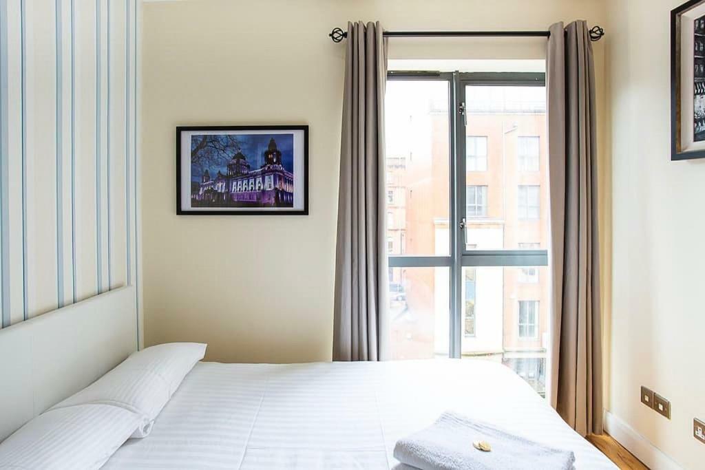Spacious Belfast City Centre Duplex Apartment Exterior photo